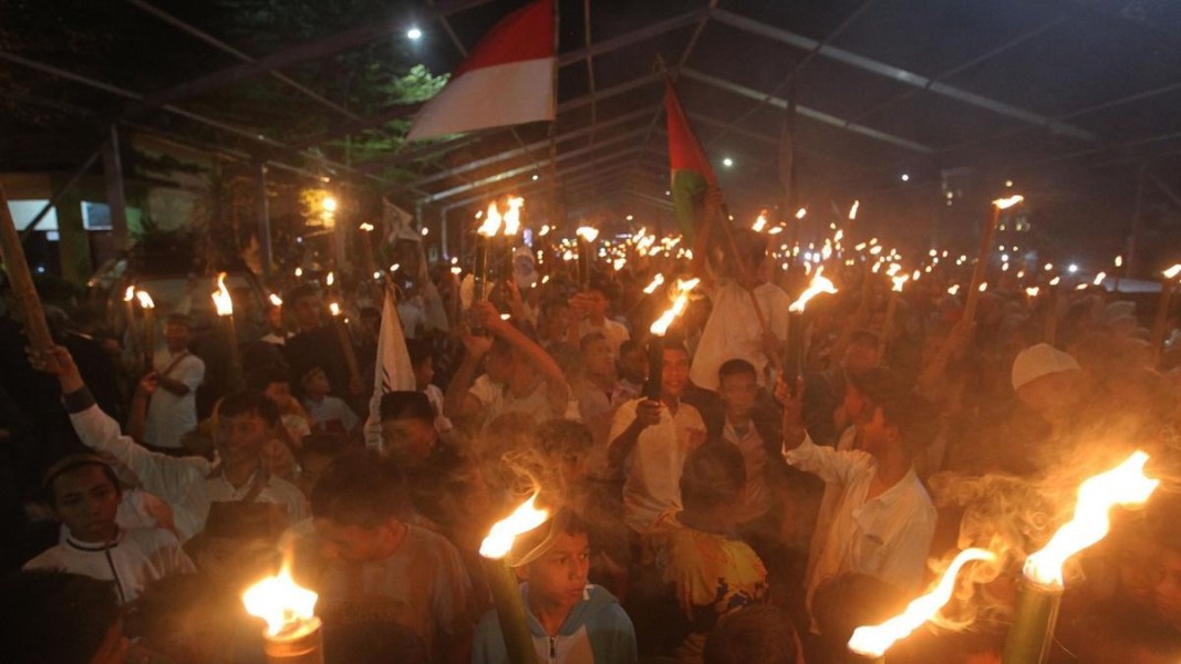 Solidaritas di Balik Cahaya Obor Medan: Sambut Ramadan 1447 H dengan Doa untuk Sumatera