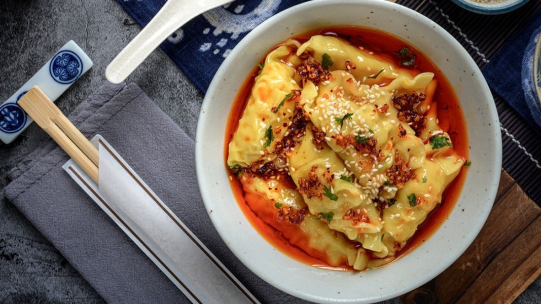 Resep Wonton Ayam Udang Kuah Pedas Super Nikmat yang Viral di Media Sosial