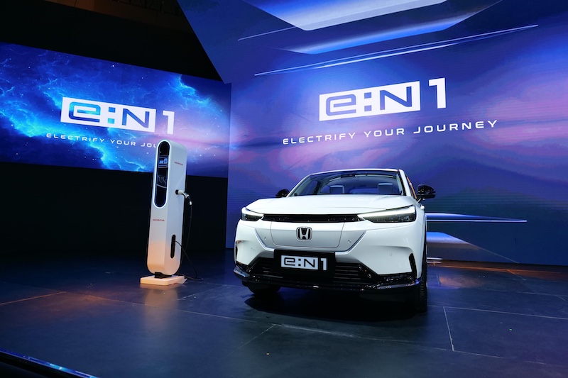 Honda e:N1 Diluncurkan di IIMS 2025: Membuka Era Baru Kendaraan Listrik di Indonesia