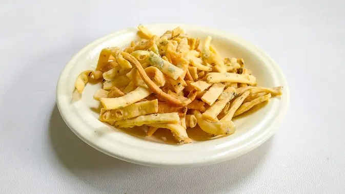 Resep Kue Bawang Renyah Tanpa Santan yang Bisa Dicoba di Rumah Setiap Saat