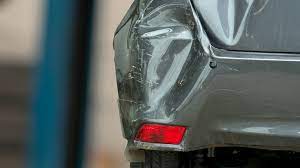 Panduan Cara Memperbaiki Bemper Mobil Penyok hingga Biayanya