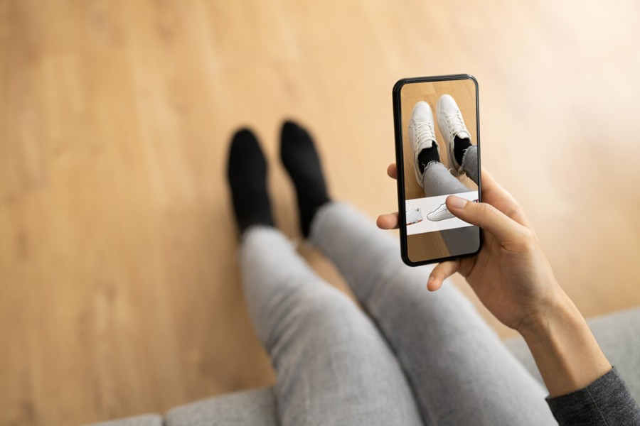 Virtual Try-On Sepatu Ubah Cara Belanja Online Modern