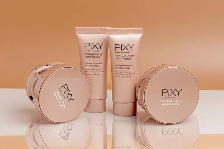 Pixy Make It Glow: Bedak Glowy dan Tahan Lama