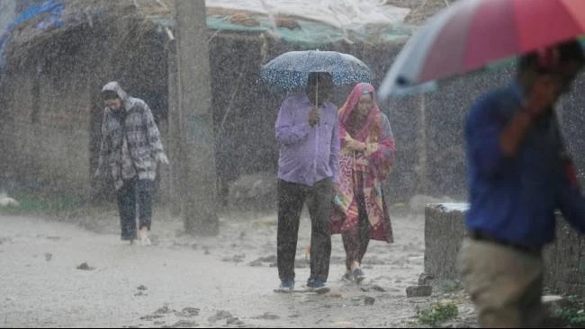 Peringatan Dini BMKG Sejumlah Wilayah Siaga Hujan Lebat Akhir Pekan Ini