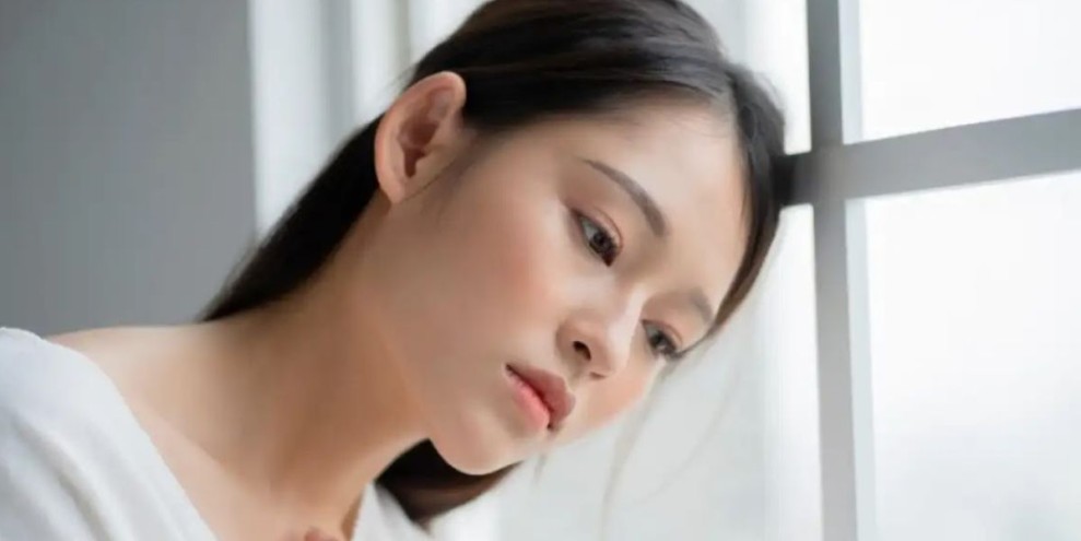 Apa itu Feeling Lonely? Inilah Makna, Tanda-tanda, dan Penyebabnya!