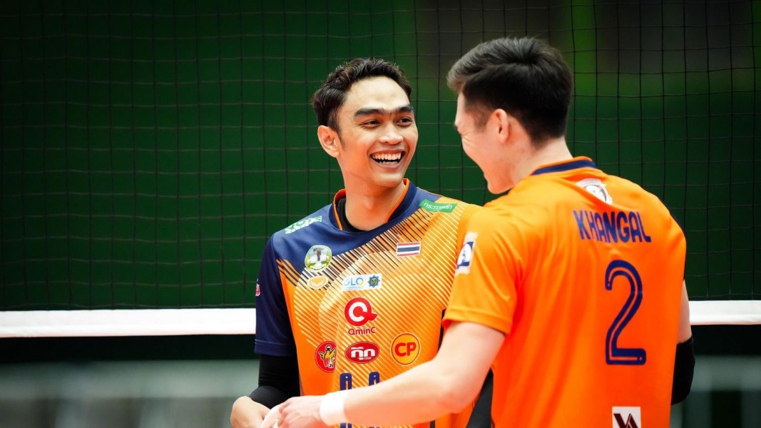 Persaingan Seru Rivan Nurmulki dan Doni Haryono Warnai Liga Voli Thailand