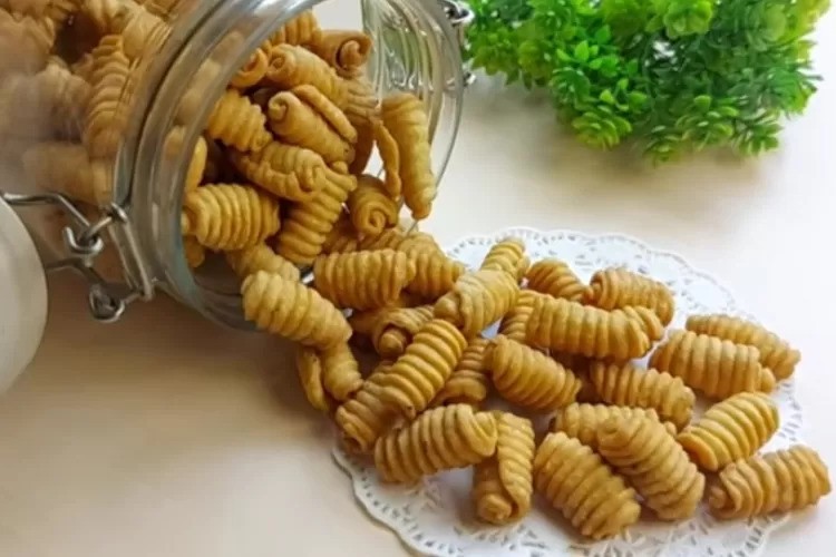 Tips Membuat Kue Garpu Renyah Merata Tahan Lama Anti Gagal