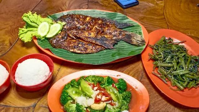 Rekomendasi Tempat Makan Seafood Terkenal Malang Murah Enak 2025