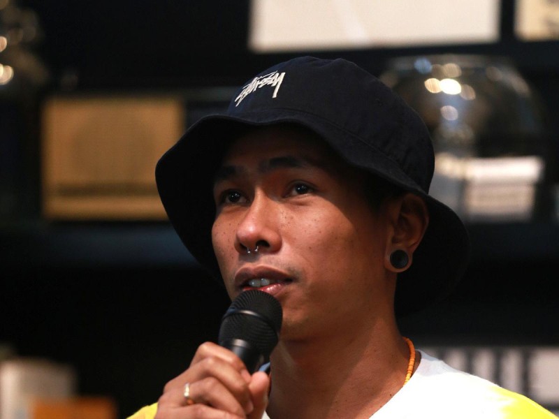 Cerita Inspiratif Ari Lesmana, Vokalis Fourtwnty: Perjalanan Karier, Kehidupan Pribadi, dan Lagu-Lagu Hits yang Mendefinisikan Musik Indie Indonesia