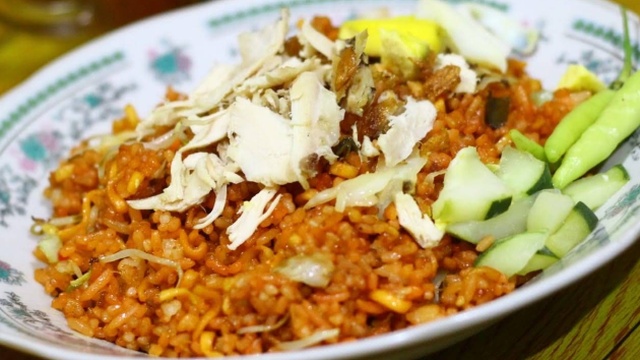 Surabaya Punya 11 Spot Nasi Goreng Krengsengan Bikin Lidah Bergoyang