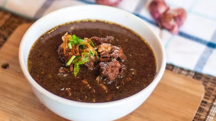 Resep Rawon Legendaris Jawa Timur, Kuah Hitam Pekat Penuh Rempah