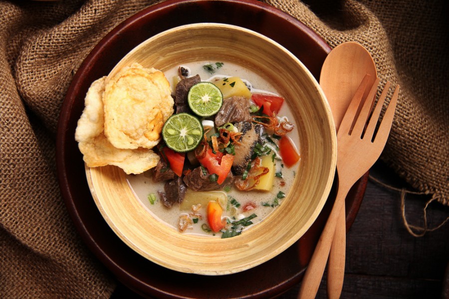 Menjelajah Soto Betawi Jakarta Selatan dengan Rasa Autentik dan Legendaris