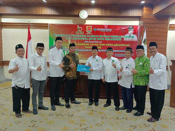 Ketua PD IPHI Kabupaten Batubara Menutup Resmi Bimbingan Manasik Calon Jamaah Haji