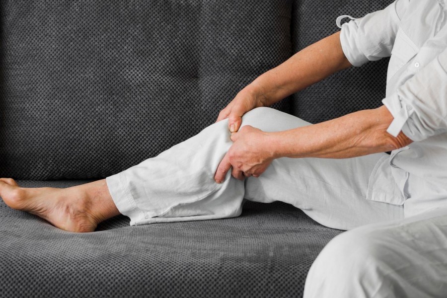 Kesehatan Lutut Tidak Hanya Soal Usia, Ini Peran Nutrisi dan Susu Menurut Dokter