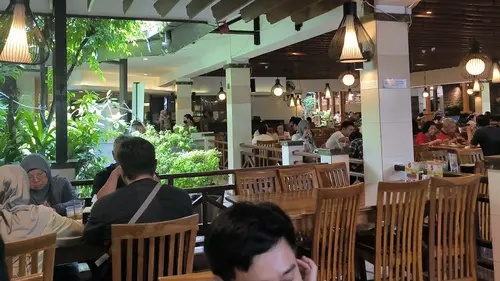 Rekomendasi Tempat Makan Malam Dekat Stasiun Gambir Terbaik Tahun 2026