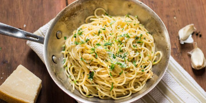 Resep Spaghetti Creamy Garlic Parmesan Praktis, Cocok untuk Santap di Rumah