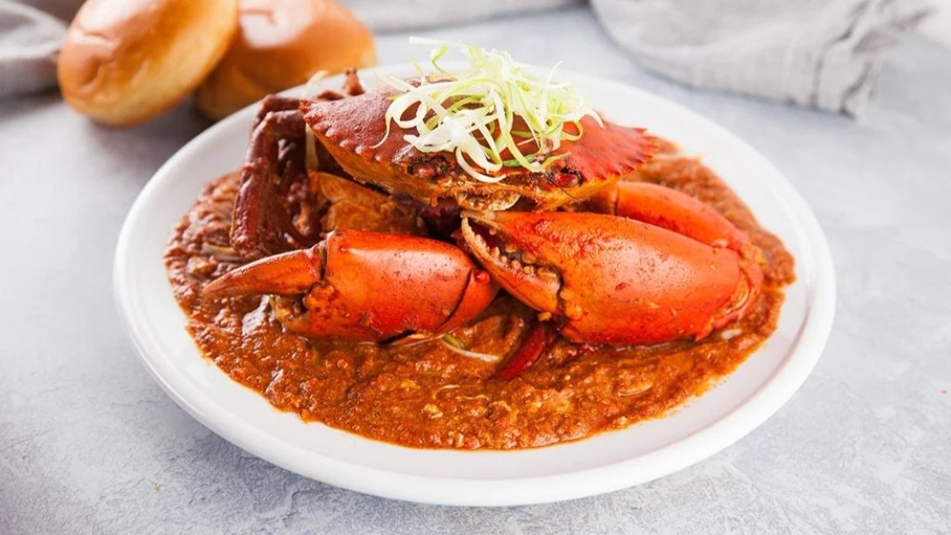 11 Rekomendasi Tempat Makan Chilli Crab Halal Terpopuler di Singapura yang Wajib Dicoba Wisatawan