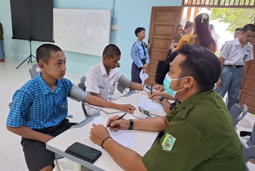 Cek Kesehatan Pelajar Perbatasan Puskesmas