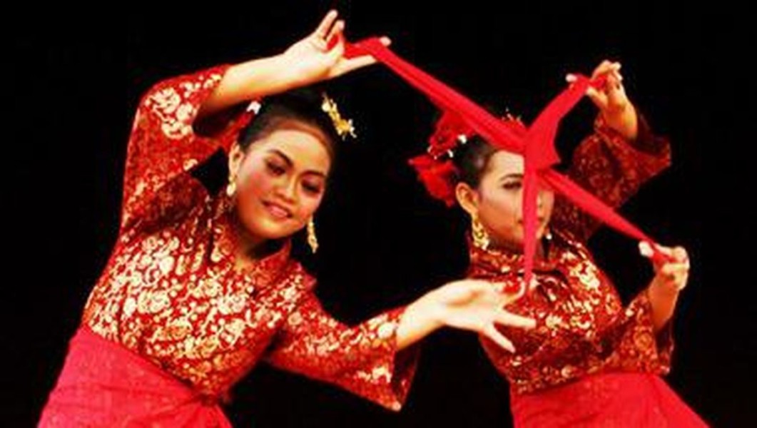 Apa Itu Tari Serampang Dua Belas, Sejarah, dan Fungsinya