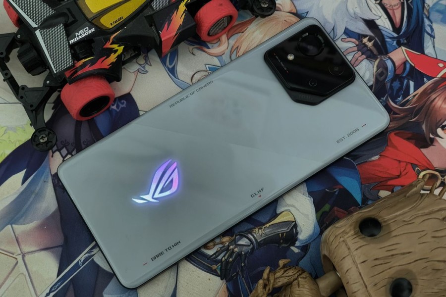 ASUS ROG Phone 8: Flagship Gaming Super Kencang