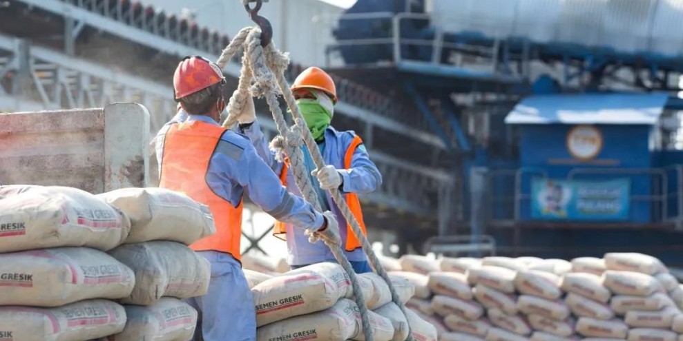 Saham Semen Indonesia Diskon Lebih 50 Persen Omzet Rp25 Triliun