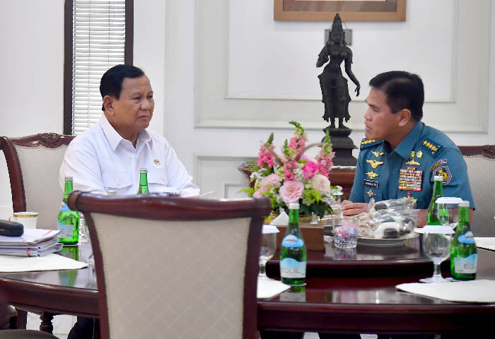 KRI Brawijaya Tiba, Prabowo Subianto Perkuat Armada Laut