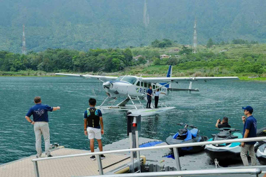 Transportasi Baru Pesawat Amfibi Permudah Wisata Danau Toba