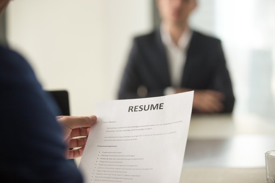 Contoh Resume Lamaran Kerja yang Baik dan Tips Membuatnya