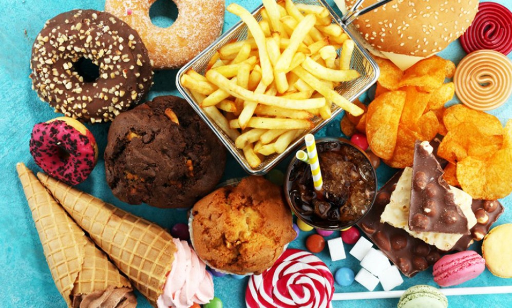 Waspadai Pola Makan Modern yang Diam-Diam Mengancam Kesehatan Ginjal Anda