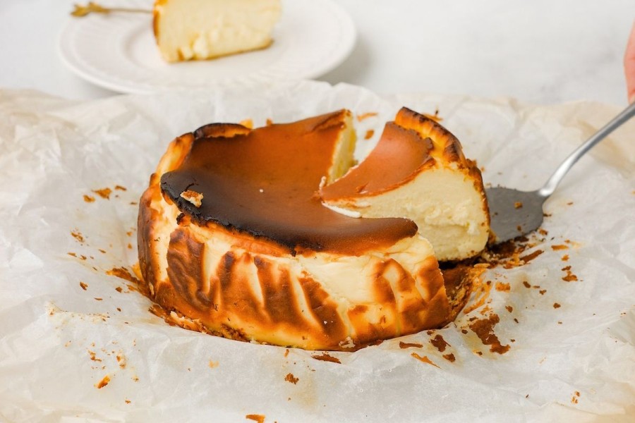 4 Spot Burnt Cheesecake Paling Lezat di Malang