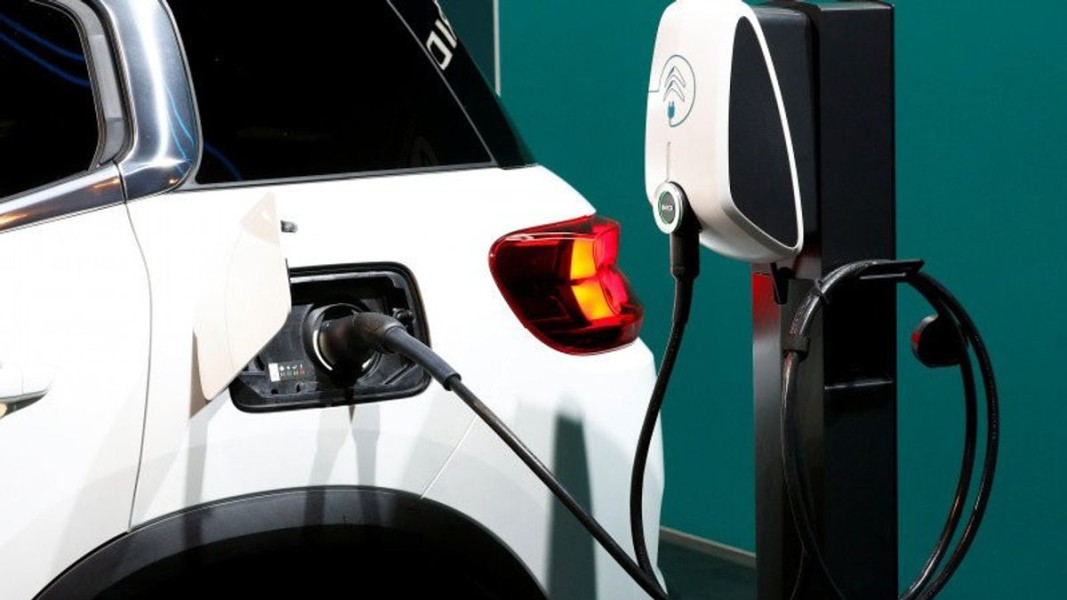 Harga Mobil Listrik Naik, Insentif Segera Berakhir