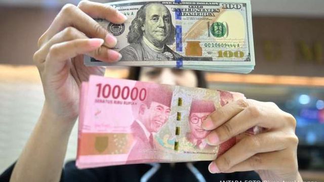 Cek Kurs BCA Nilai Tukar Rupiah Melemah ke Rp16.301, Tekanan Global dan Penguatan Dolar AS Jadi Pemicu