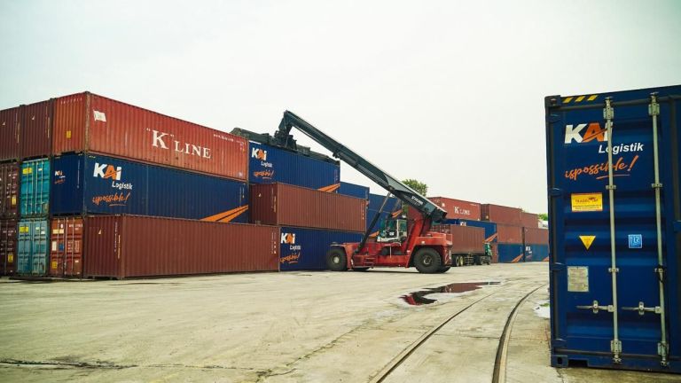 KAI Logistik Catat Kinerja Positif di Paruh Pertama 2025