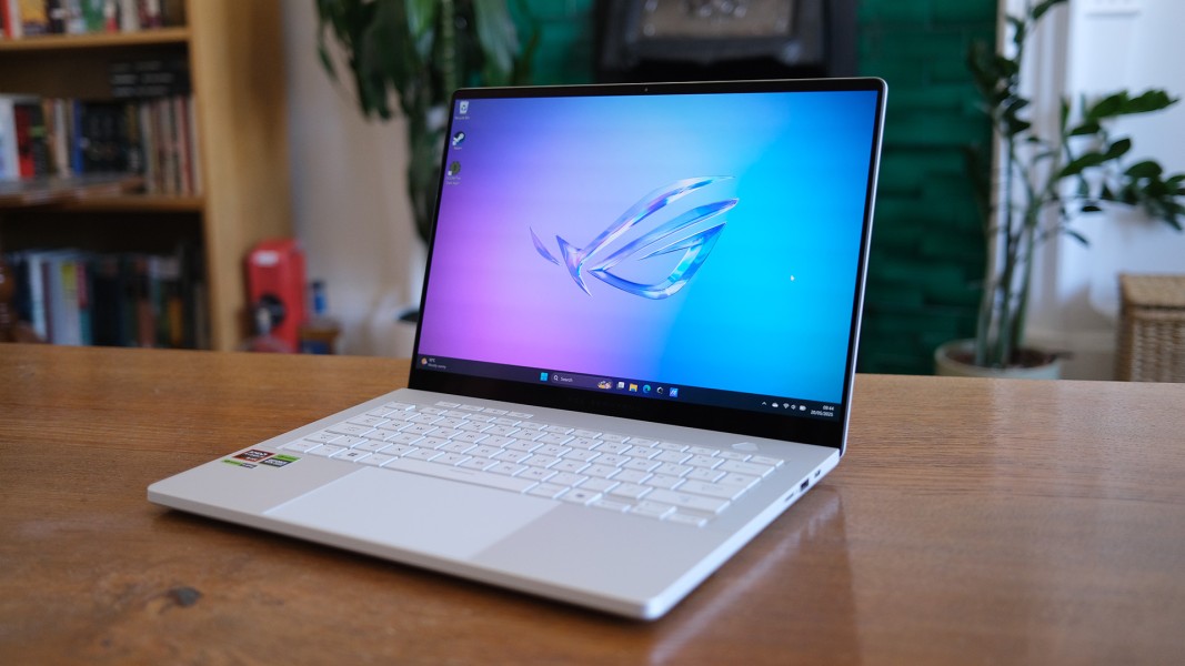 ASUS Zephyrus G14 2025: Gaming Ringkas Maksimal