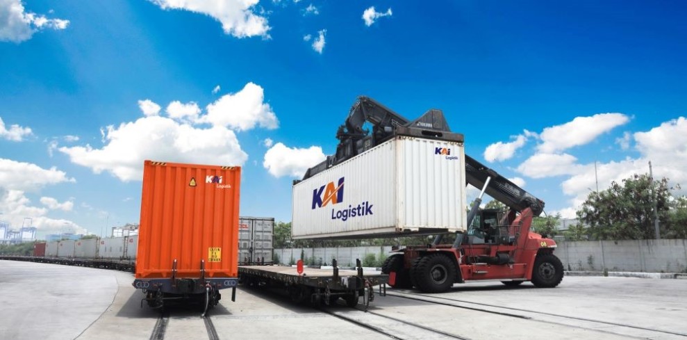 KAI Logistik Menegaskan Komitmennya dalam Angkutan Limbah B3: Solusi Aman dan Ramah Lingkungan