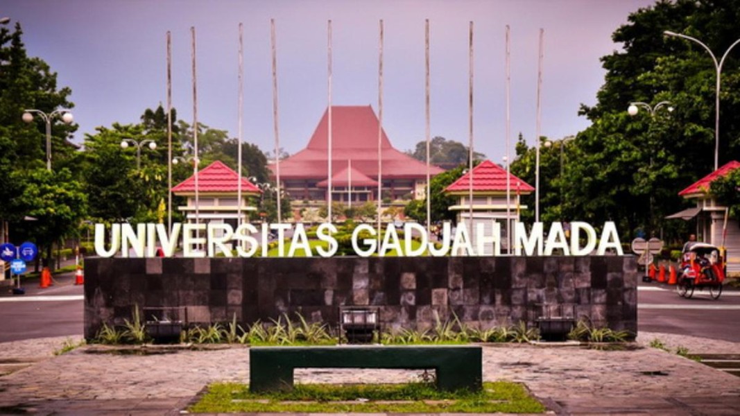 7 Tempat Makan Tersembunyi Sekitar UGM Jogja 7 Tempat Makan Tersembunyi Sekitar UGM Jogja