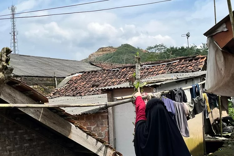 Keindahan Karang Numpang Berkurang Akibat Eksploitasi Perusahaan Tambang, Warga dan Pecinta Alam Nyatakan Protes
