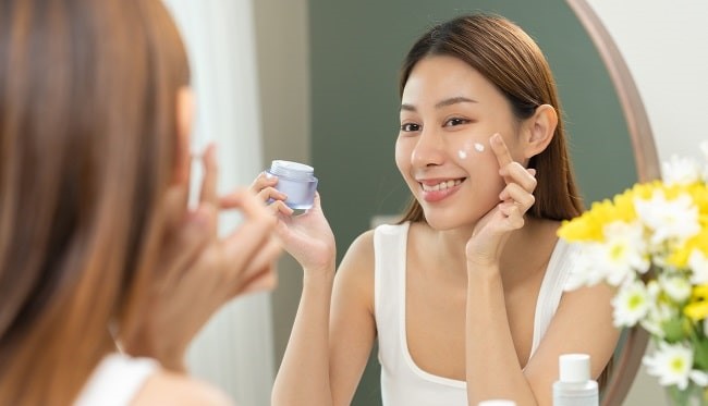 Produk Kecantikan Modern untuk Perawatan Kulit Harian