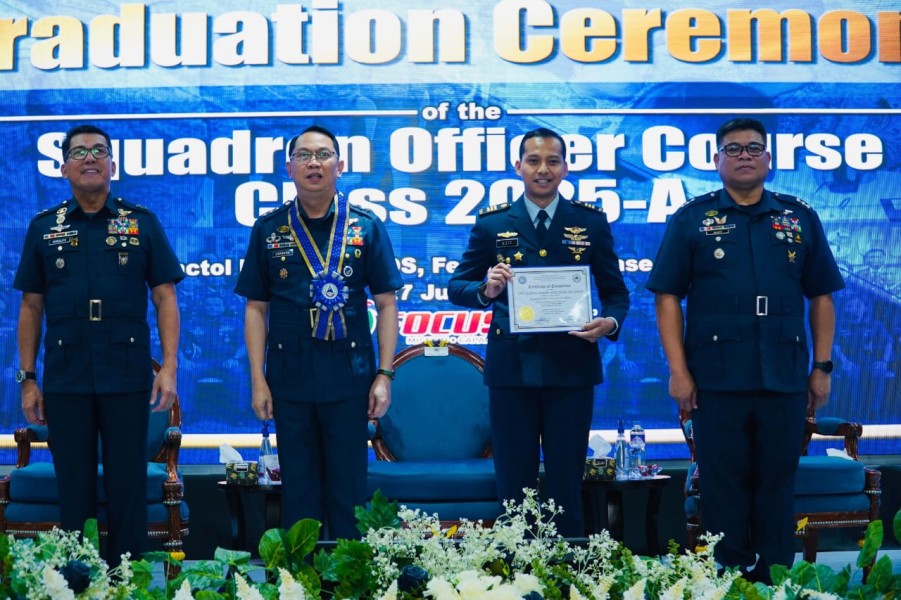 Prestasi Pendidikan: Kapten Alifia Perwira Terbaik di Filipina