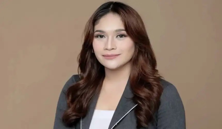 Strategi Adinda Putri Membangun Karir Cemerlang Berbekal Ilmu Vokasi Universitas Airlangga