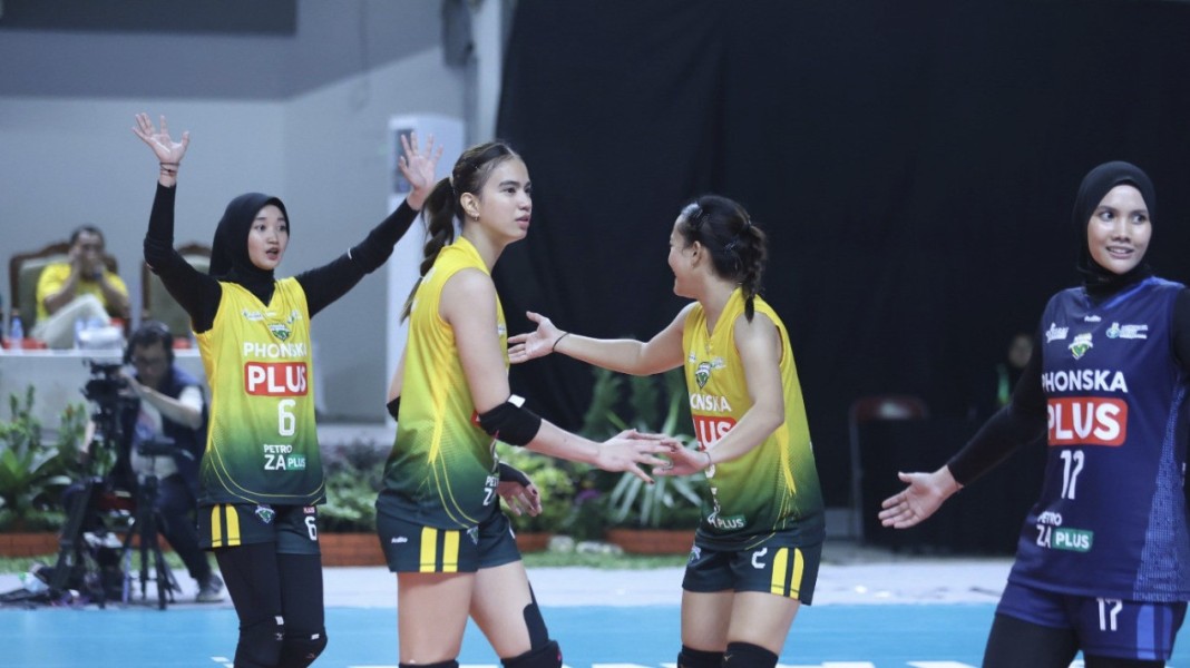Shella Bernadheta Siap Bawa Petrokimia Raih Hattrick Juara Livoli Divisi Utama