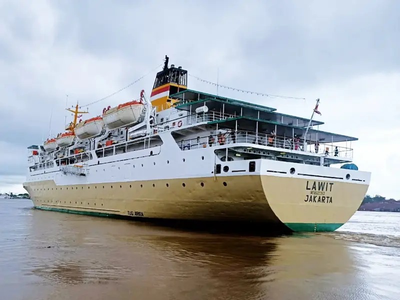 Kapal Pelni KM Lawit Bersiap Berlayar: Jadwal Lengkap Februari 2025 dari Kumai ke Surabaya