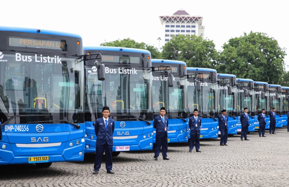 Transjakarta Dorong Mobilitas Hijau dengan Peluncuran 200 Bus Listrik, Jejak Langkah Menuju Net Zero Emission 2050