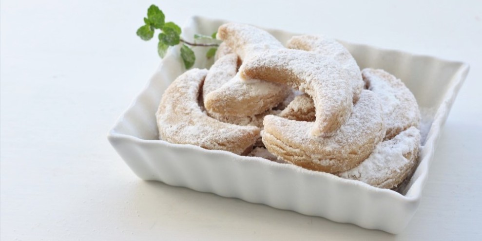 10 Resep Kue Kering Bebas Terigu Lezat, Praktis, dan Anti Gagal