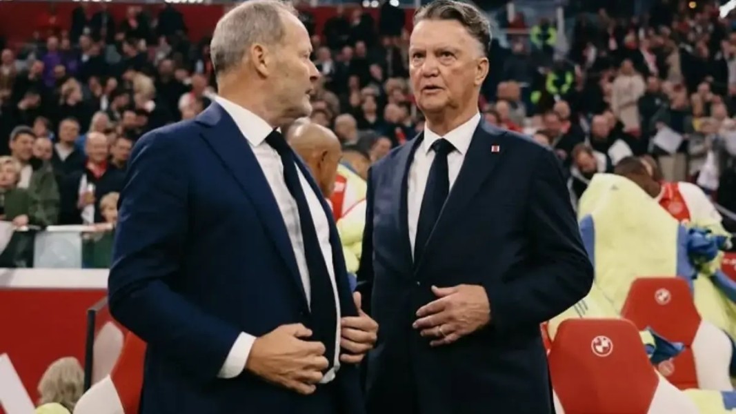 Louis van Gaal Latih Timnas Indonesia? Usia Jadi Kendala