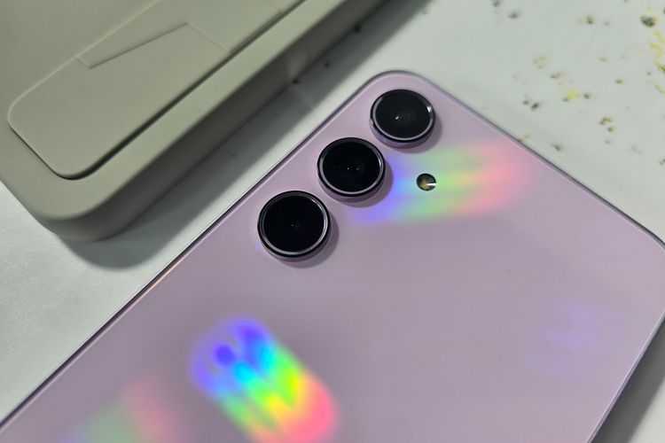 Samsung Galaxy A56 vs Samsung Galaxy A55 5G: Perbandingan Unggulan untuk Pilihan Terbaik di Tahun 2025