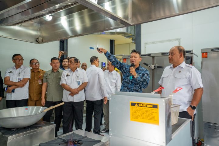 Produk Baja Modular Krakatau Steel Dukung Program Nasional MBG