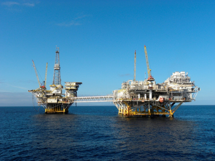 Harga Minyak Dunia Stabil Ditekan Cuaca Ekstrem Amerika Serikat