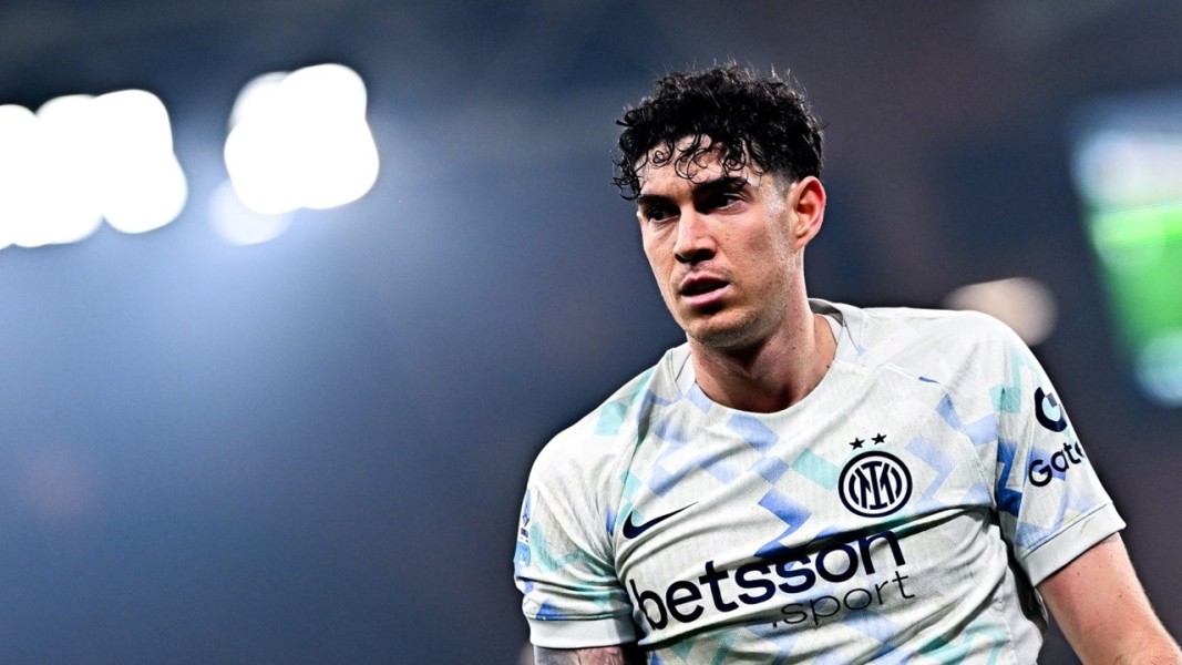 Perebutan Alessandro Bastoni: Liverpool Pasang Target Utama, Inter Membentengi, Barcelona Siap Mengintai