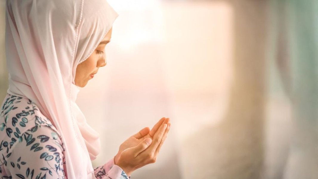 5 Strategi Efektif Menjaga Kesehatan Mental Agar Tetap Tenang Saat Puasa Ramadhan